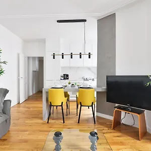 Apartment Quartier Montmartre 3 Free Netflix, Paris